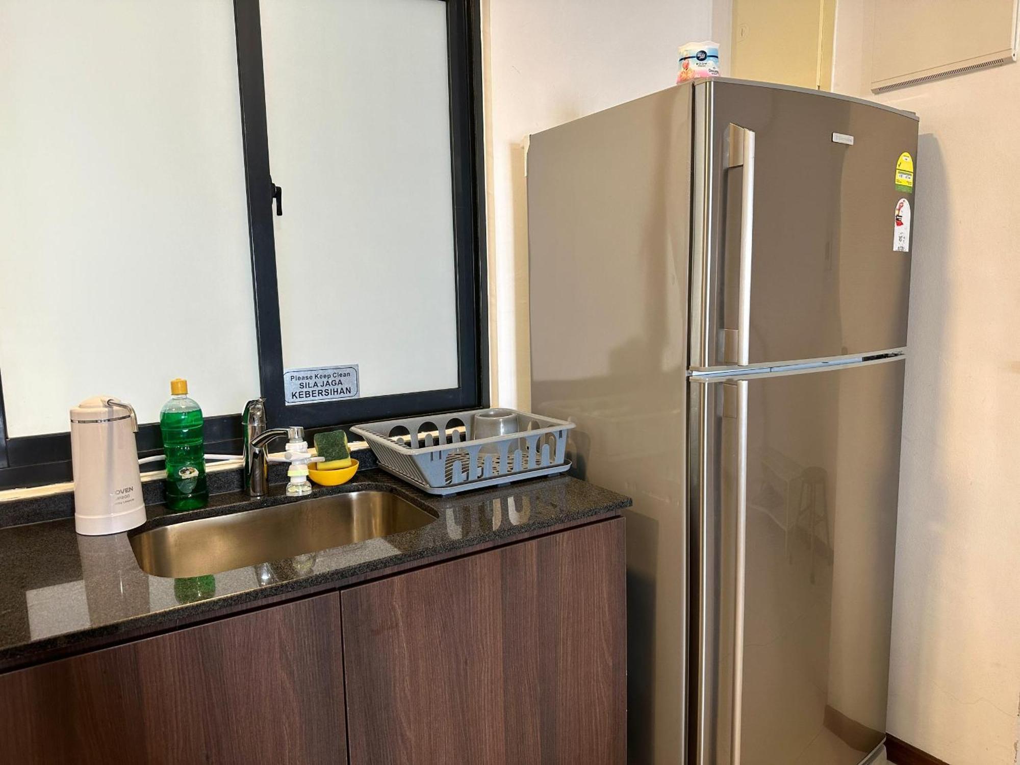 Landmark Stunning High Floor Coast View Studio #Netflix #Fast Wifi Tanjung Tokong Экстерьер фото
